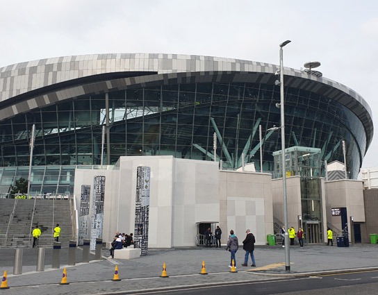 Nový štadión Tottenhamu zvonku