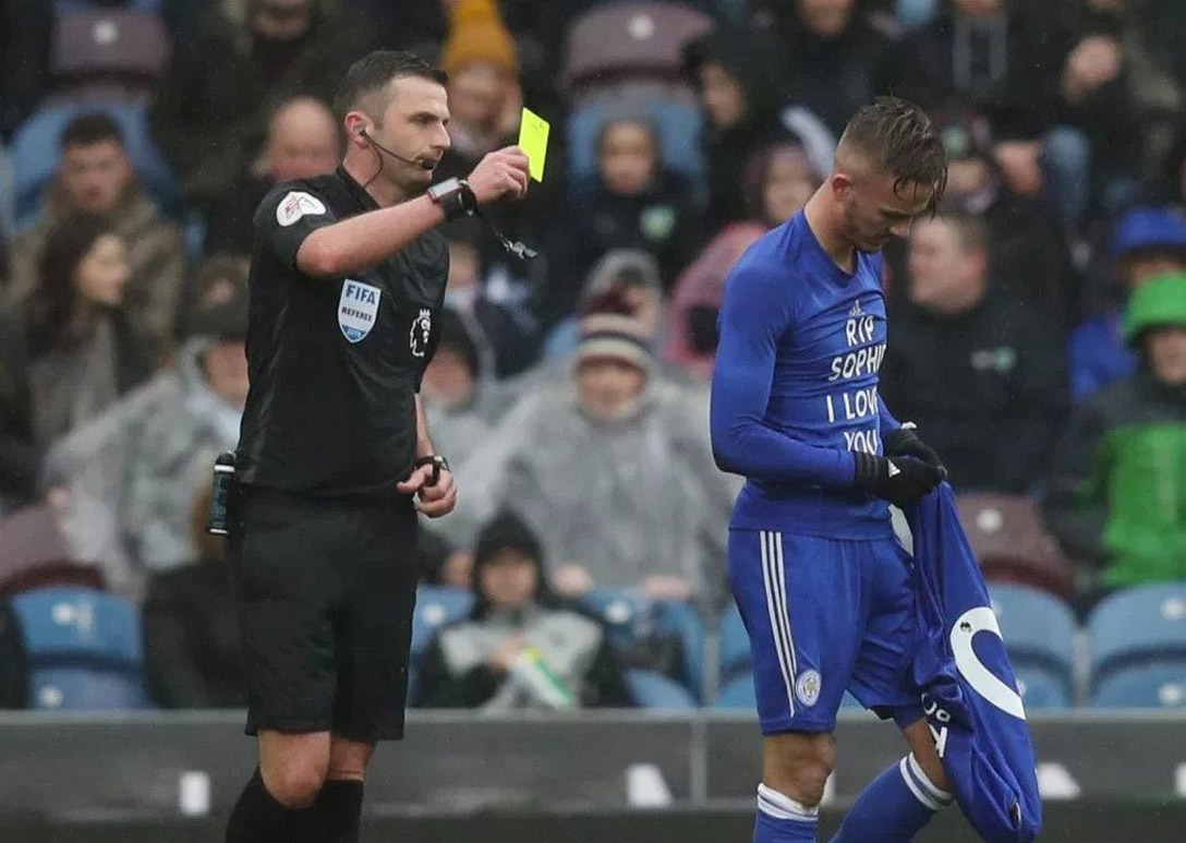 premier-league-pravidla-potrestanie-hraca